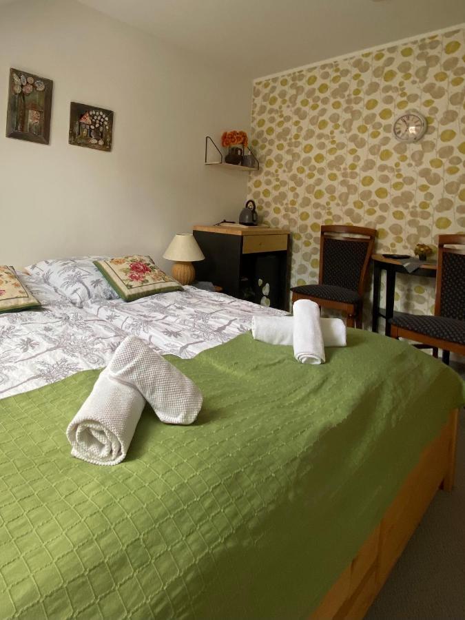 Penzión Vila Petra Bed&Breakfast Veľký Slavkov Exterior foto