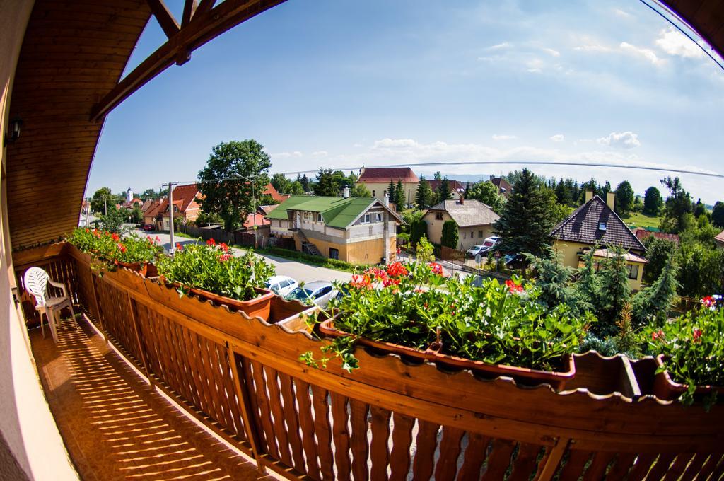 Penzión Vila Petra Bed&Breakfast Veľký Slavkov Exterior foto